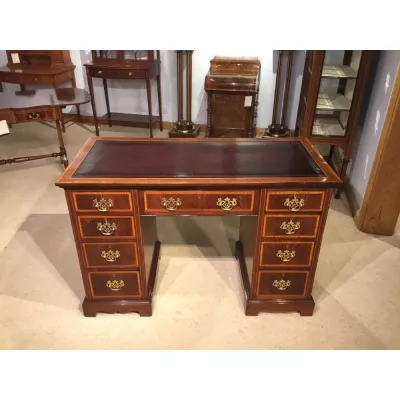 Antiker Edwardianischer Mahagoni Schreibtisch Pedestal Desk englisch von ca. 1890