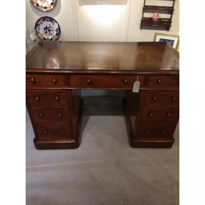 Antiker Original Viktorianischer Mahagoni Schreibtisch pedestal desk von ca. 1880 