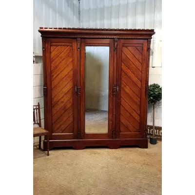 Arts & Crafts Eichen Kleiderschrank original antik ca. 1860