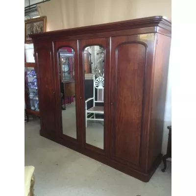 Großer original antiker Mahagoni Kleiderschrank englisch 1850