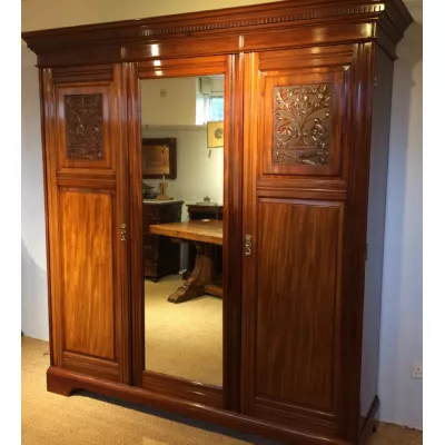 Antiker edwardiansicher Mahagoni Kleiderschrank englisch antik 1890