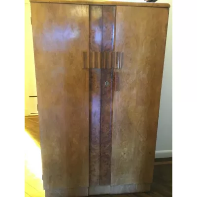 Original antiker englischer Art Deco Kleiderschrank Nussbaum 1930