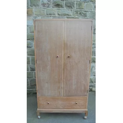 Antiker englischer Eichen Kleiderschrank im Heals Style gekalkt original 1910