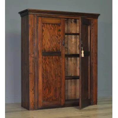 Viktorianischer rustikaler Kiefern Schrank antik englisch ca. 1880