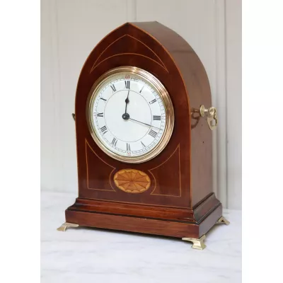 Hübsche Antike Englische Edwardianische Mahagoni Kaminuhr ca. 1905