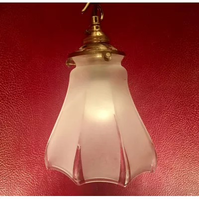 Original Antike Französische Art Deco Deckenleuchte Milchglas ca.1920