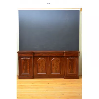 Hübsches Antikes Englisches Viktorianisches Mahagoni Sideboard ca. 1870