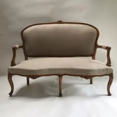 Hübsches Antikes französisches Sofa ca. 1900