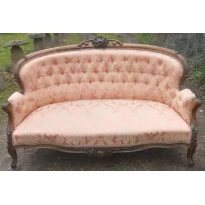 Edles Antikes Englisches Viktorianisches Nussbaum Sofa ca. 1850
