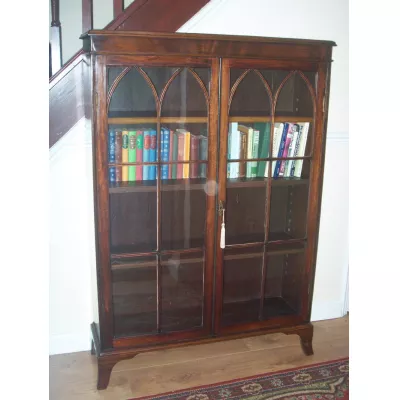 Prächtiger antiker englischer Mahagoni Bücherschrank 19. Jh