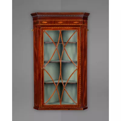 Original Antiker Englischer George III Mahagoni Hänge Eckschrank ca. 1790