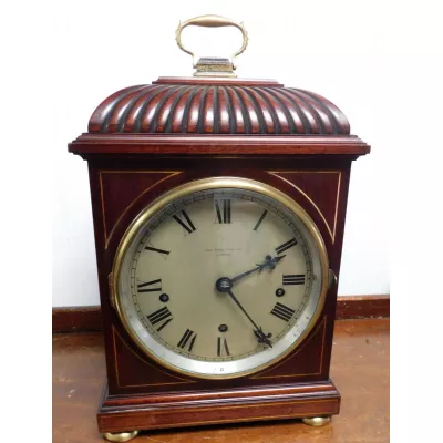 Herrliche Antike Englische Mahagoni Kaminuhr ca. 1900