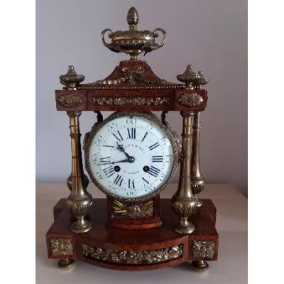 Original Antike Französische Nussbaum Kaminuhr Gille Laine a Paris ca. 1860