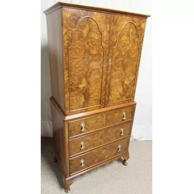 Großartiger antiker englischer Nussbaum Linen Press Kleiderschrank ca 1920