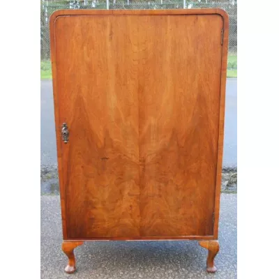 Wunderbarer antiker Art Deco Nussbaum Schrank englisch ca 1930