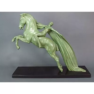 Hübsche Antike Französische Art Deco Bronze "chevaucheé"  ca. 1930