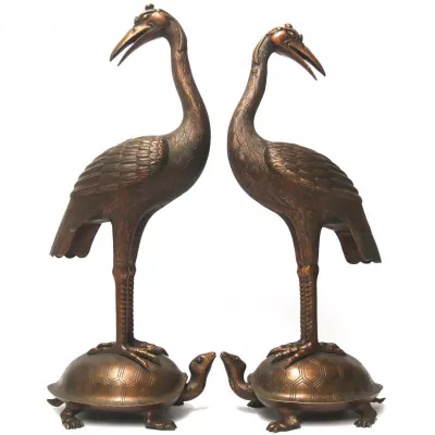 Zwei original antike Bronze Statuen Störche und Schildkröten japanisch ca. 1910