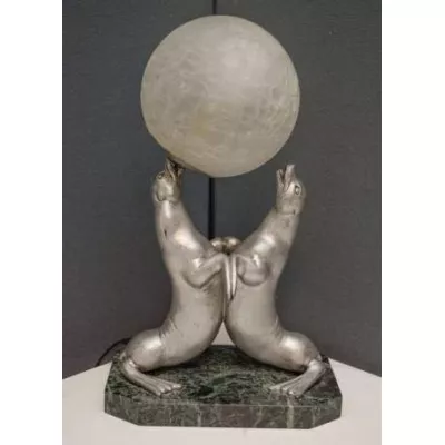 Niedliche Französische Antike Art Deco Seelöwen Lampe ca. 1930