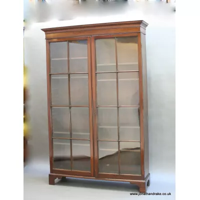 Großartige englische antike Mahagoni Vitrine Bücherschrank 19. Jh