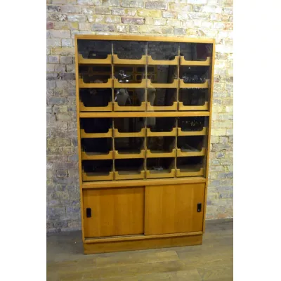  Original Antike Englische Eichen Herrenartikel Shop Vitrine ca. 1930