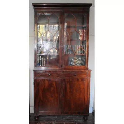 Regency Antikes Englisches glasiertes Mahagoni Bücherregal ca. 1815