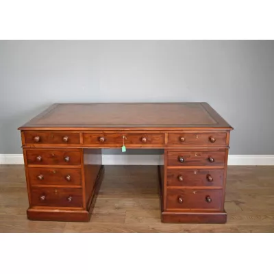 Viktorianischer Englischer Antiker Mahagoni Partner Schreibtisch Maple & co. ca. 1860