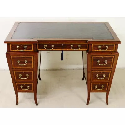 Antiker Englischer Mahagoni Schreibtisch von Edwards & Roberts ca. 1890