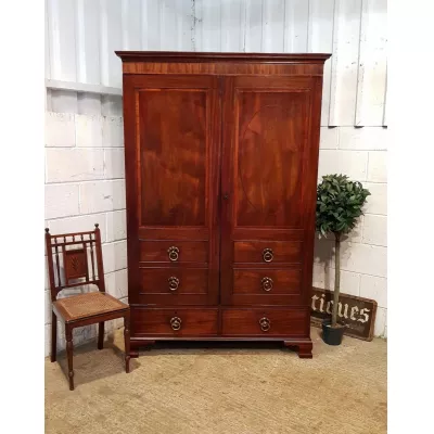 Regency Antiker Englischer Mahagoni Kleiderschrank ca. 1820