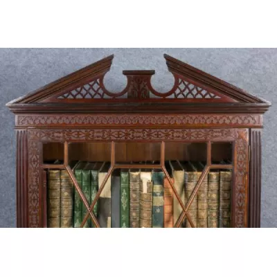 Englisches Antikes Bücherregal im Chippendale Stil ca. 1900