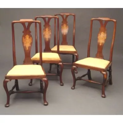 4 Georgianische Antike Englische Nussbaum Stühle ca. 1750
