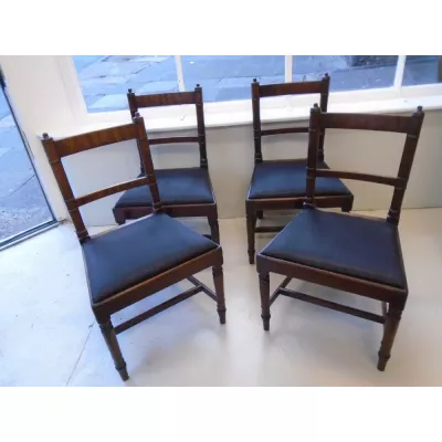 4 Georgianische Antike Englische Sheraton Mahagoni Esszimmerstühle ca. 1790
