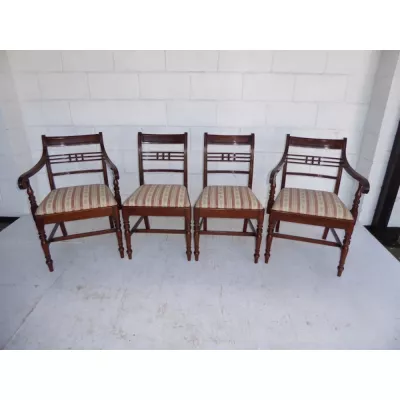 4 George III. Antike Englische Mahagoni Esszimmerstühle ca. 1770