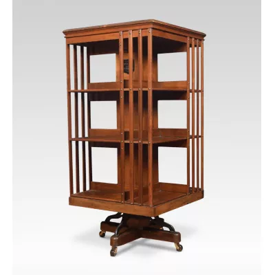 Edwardianisches Englisches Antikes Nussbaum Drehbücherregal ca. 1900