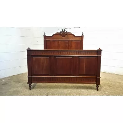 Französisches Antikes Napoleon III. Eichen Doppelbett ca. 1870