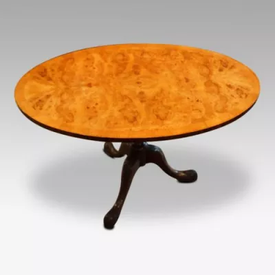 Antiker Nussbaum Kaffeetisch Sofatisch englisch ca. 1920