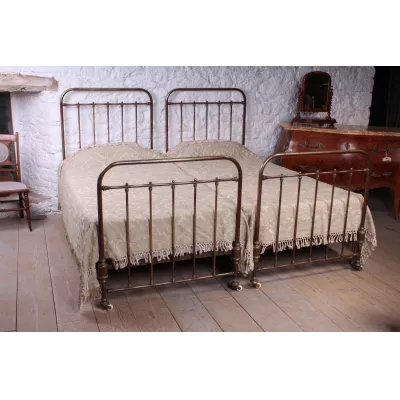 Französisches Antikes Paar Messing Betten ca. 1900