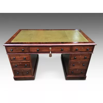 Viktorianischer Antiker Englischer Mahagoni Schreibtisch ca. 1860