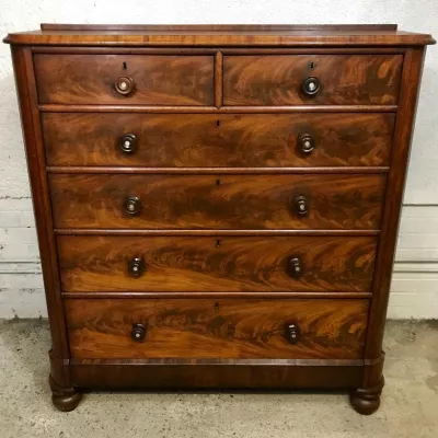 Viktorianische Mahagoni Kommode original antik ca 1850