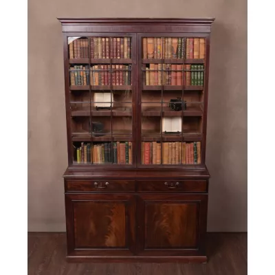 Georgianischer Mahagoni Bücherschrank original antik 18. Jh