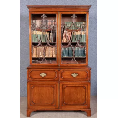 Georgianisches Mahagoni Bureau Bookcase Aufsatzsekretär original antik ca 1820