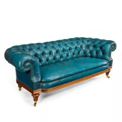 Antikes Englisches Nussbaum Leder Chesterfield Sofa ca. 1890