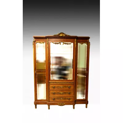 Antiker französischer Mahagoni Kleiderschrank 19. Jh