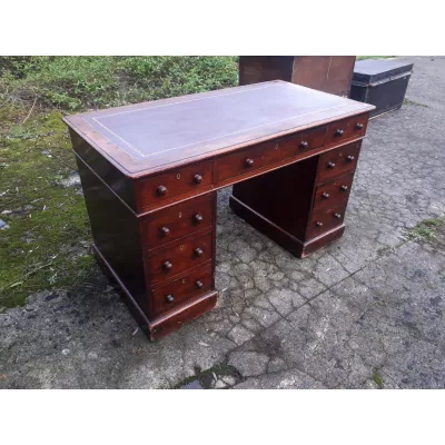 Antiker englischer Mahagoni Schreibtisch ca 1850