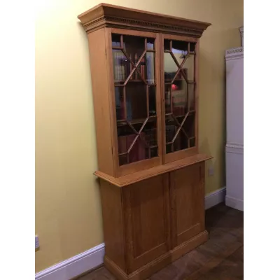 Antiker britischer Bücherschrank Eiche 19. Jh