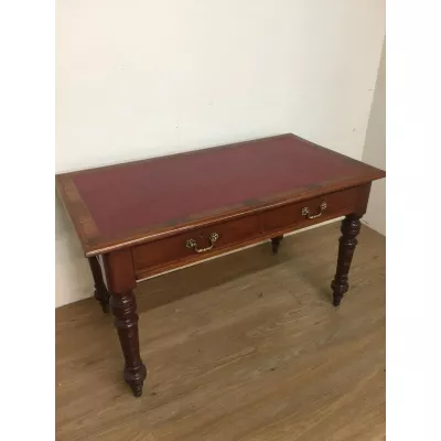 Antiker britischer Nussbaum Schreibtisch 19. Jh