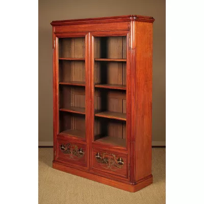 Englischer Art Nouveau Satinholz Bücherschrank antik ca 1920