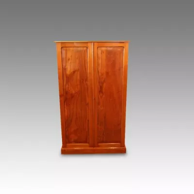 Edwardianischer Nussbaum Kleiderschrank antik ca 1900