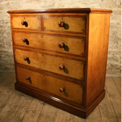 Viktorianische Bergahorn Kommode antik britisch ca 1860