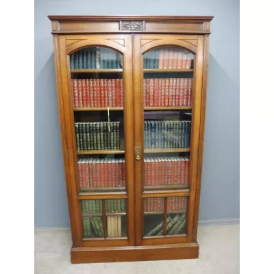 Viktorianisches Antikes Englisches Nussbaum Bücherregal ca. 1890