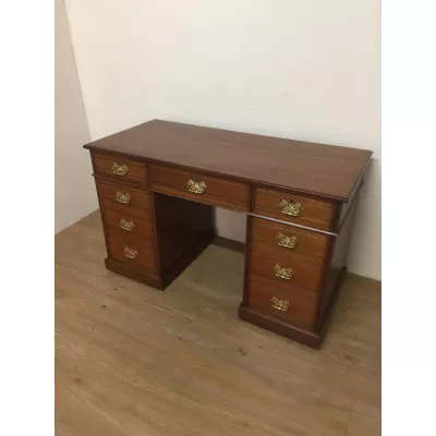 Antiker britischer Nussbaum Schreibtisch ca 1890